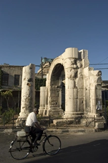 Images Dated 13th January 2000: Roman Arch