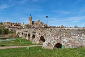 Salamanca Prints: Roman bridge, Salamanca, UNESCO World Heritage Site, Castile and Leon, Spain, Europe