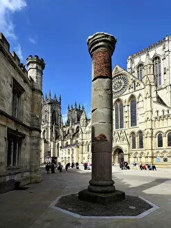 York Collection: Roman Column and York Minster in Minster Yard, York, Yorkshire, England, Unted Kingdom, Europe
