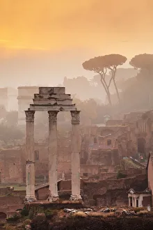 Roman Forum (Foro Romano) at sunrise, UNESCO World Heritage Site, Rome, Lazio, Italy