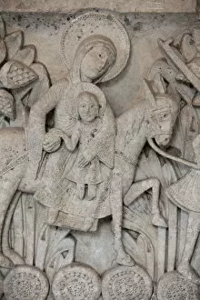 Images Dated 26th April 2010: Romanesque bas-relief of the Flight into Egypt, capital of Saint-Lazare Cathedral, Autun