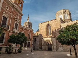 Grove Prints: Romanesque Puerta de la Almoina (Alm‚Äôs Door)