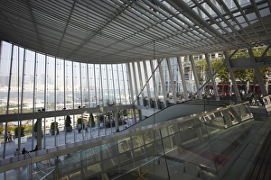 Images Dated 28th November 2009: Roof garden of Two International Finance Centre (Two IFC), Central, Hong Kong