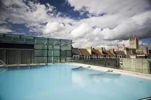 Images Dated 18th January 2000: Roof Top Pool in New Royal Bath, Thermae Bath Spa, Bath, Avon, England