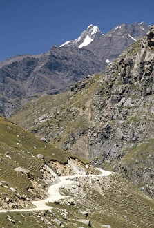 Himalaya Prints: Rough road along Chenab Valley between Lahaul and Spiti