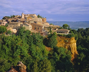 Roussillon Prints: Roussillon, Provence, France, Europe