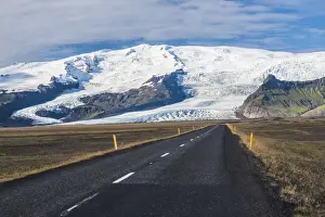 Sudurland Prints: Route 1, leading to Skaftafell National Park and Skaftafellsjokull Glacier, South