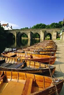 Durham Collection: Rowing boats on River Wear and Elvet Bridge, Durham, County Durham, England, UK
