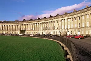 Terrace Collection: Royal Crescent, Bath, UNESCO World Heritage Site, Avon, England, United Kingdom, Europe