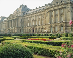Walk Way Prints: The Royal Palace, Brussels, Belgium