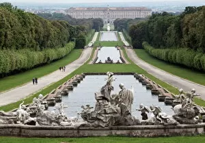 Lawn Collection: Royal Palace, Caserta, Campania, Italy, Europe