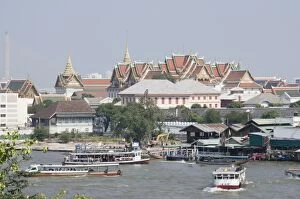 Images Dated 31st December 2007: The Royal Palace with the Chao Phraya river, Bangkok, Thailand, Southeast Asia, Asia