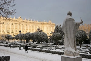 Plaza De Oriente Prints: Royal Palace, Plaza de Oriente, in snow, Madrid, Spain, Europe