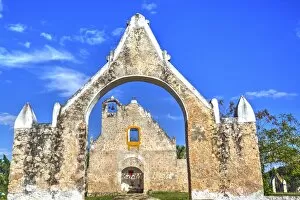 Mexican Culture Gallery: The Ruined Church of Pixila, completed in 1797, Cuauhtemoc, Yucatan, Mexico, North