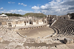 Ruins of Decapolis city of Scythopolis, Bet She'an National Park, Israel, Middle East Ruins of Decapolis city of Scythopolis, Bet She'an National Park, Israel, Middle East