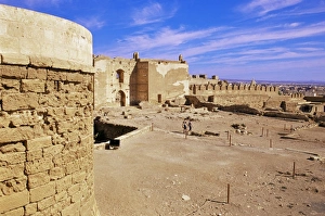 Alcazaba Prints: Ruins and defensive walls (Segundo Recinto)