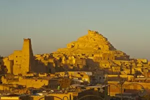 Images Dated 21st February 2007: Ruins of the old town of Shali, Siwa Oasis, Egypt, North Africa, Africa