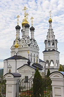 Images Dated 18th September 2008: Russian Orthodox Church in Bagrationovsk, Kaliningrad, Russia, Europe