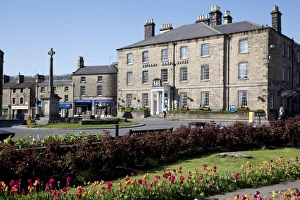 Bakewell Prints: Rutland Arms Hotel and Town Cross, Bakewell, Derbyshire, England, United Kingdom, Europe