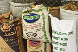 Images Dated 5th January 2000: Sacks of rice