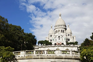 Montmartre Prints: Sacre Coeur Basilica, Montmartre, Paris, France, Europe