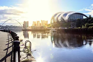 Vanishing Point Gallery: The Sage Arts Centre, Millennium Bridge and Tyne river, Gateshead, Newcastle-upon Tyne