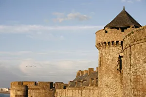 Ille Et Vilaine Prints: Saint-Malo city wall, St. Malo, Ille-et-Vilaine, Brittany, France, Europe