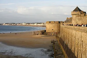 Ille Et Vilaine Prints: Saint-Malo city wall, St. Malo, Ille-et-Vilaine, Brittany, France, Europe