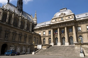 Ile De La Cite Prints: Sainte-Chapelle and Palais de Justice, Ile de la Cite, Paris, France, Europe