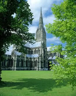 Images Dated 29th July 2008: Salisbury Cathedral (Tallest spire in England), Wiltshire, England