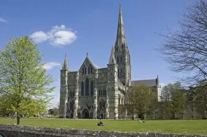 Images Dated 20th April 2010: Salisbury Cathedral, Wiltshire, England, United Kingdom, Europe