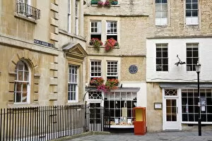 Images Dated 7th September 2010: Sally Lunns House, the oldest house in Bath, Bath, Somerset, England
