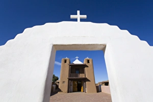 San Geronimo Chapel, Taos Pueblo, UNESCO World Heritage Site, Pueblo dates to 1000 AD