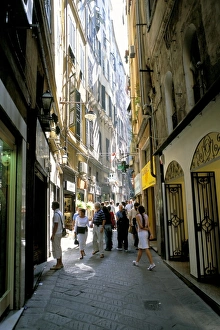 Genova Prints: Via San Luca