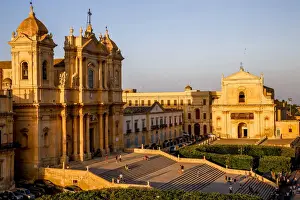 Hedge Prints: San Nicolo Cathedral, Noto, UNESCO World Heritage Site, Sicily, Italy, Europe