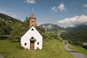 Images Dated 22nd July 2009: San Pietro, Funes Valley (Villnoss), Dolomites, Trentino Alto Adige, South Tyrol