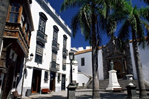 San Salvador church and typical old buildings, Santa Cruz de la Palma, La Palma