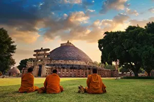 Stupa Prints: Sanchi Stupa, a Buddhist complex, famous for its Great Stupa