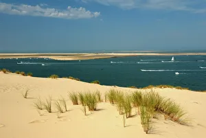 Leisure Activity Prints: Sand banks, motor and sailing boats, Bay of Arcachon, Cote d Argent
