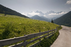 Images Dated 22nd July 2009: Santa Maddalena, Funes Valley (Villnoss), Dolomites, Trentino Alto Adige