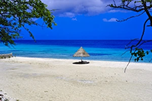 Images Dated 22nd July 2007: Santa Martha Bay beach, Curacao, Netherlands Antilles, West Indies, Caribbean