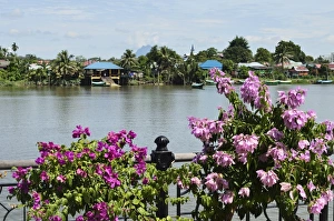 Sarawak Prints: Sarawak River, Kuching Waterfront, Kuching, Sarawak, Borneo, Malaysia, Southeast Asia