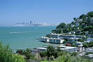 Skyline Gallery: Sausalito, a town on San Francisco Bay in Marin County