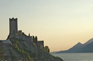 Images Dated 6th January 2000: Scaligero Castle