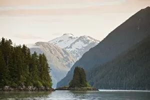 Images Dated 23rd May 2010: Scenery Cove in the Thomas Bay region of Southeast Alaska, Alaska, United States of America