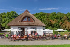 Friends Prints: Schillings Hafenamt, cafe and restaurant