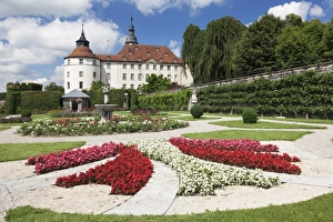 Flower Bed Prints: Schloss Langenburg (Langenburg Castle)