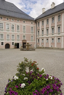 Images Dated 18th June 2008: Schloss Platz, Berchtesgaden, Bavaria, Germany