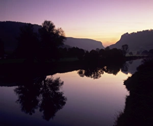 Images Dated 30th October 2009: Schloss Werenwag Castle and Danube River at sunset, Danube Valley, Upper Danube Nature Park