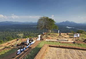 5th Century Ad Prints: School children at summit of Sigiriya